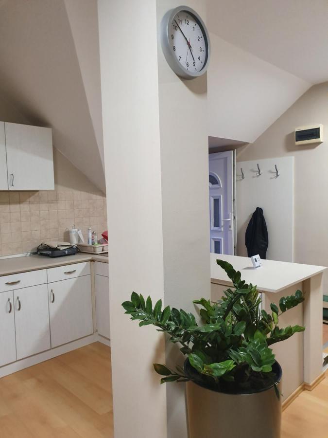 Bella Apartman Szeged Exterior foto